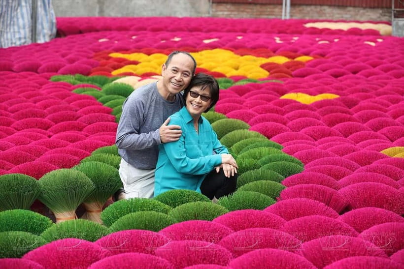 Hanoi: Long Dress Village or Incense Village, Hat Village - Optional Train Street Drop-Off: Easy Choice, No Pressure
