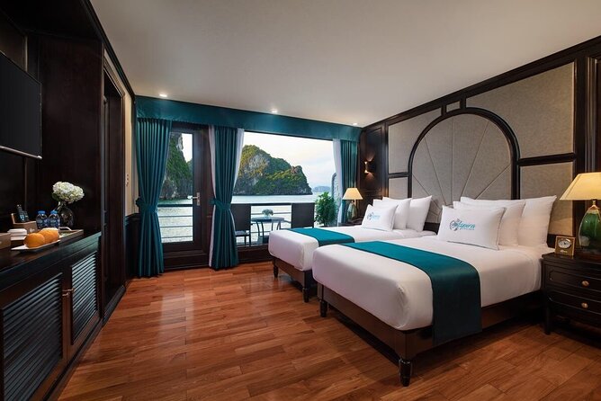 Hanoi: Luxury 3-Day Ninh Binh Trip and Halong 5-Star Cruises - Day 3: a fishing village stop and brunch as the ship returns to harbor