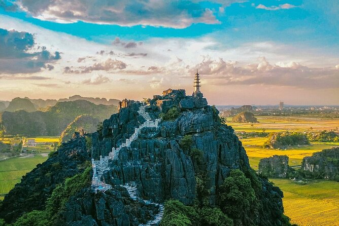 Hanoi: Luxury Small Group Bich Dong, Trang An & Mua Cave Day Tour - Luxury transfer and a small-group start in Hanoi