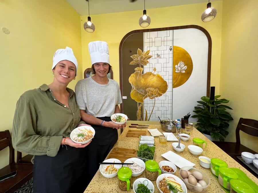 Hanoi: Maya Traditional Cooking Class & Market Tour - Yen Thai Market: The Fast Track to Real Vietnamese Ingredients