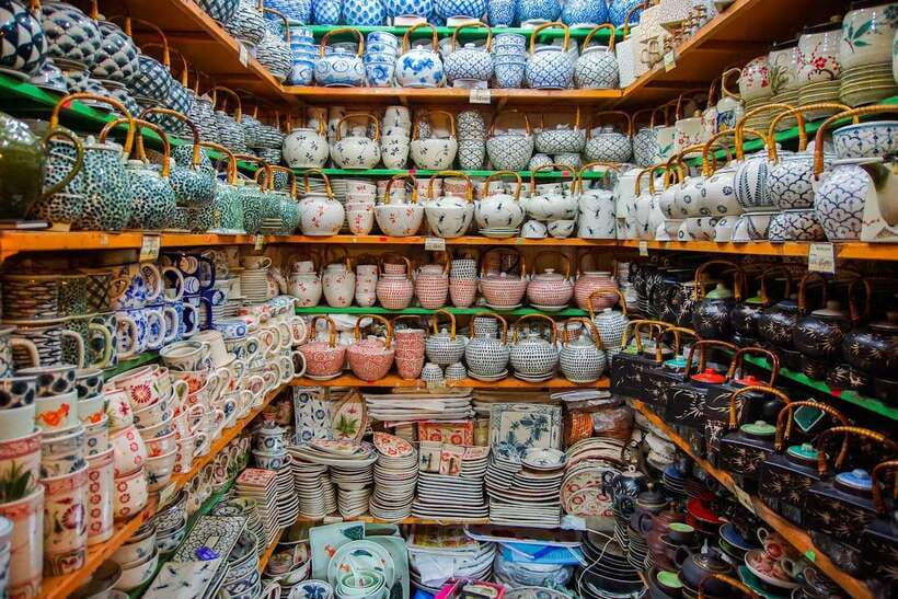Hanoi: Mega Grand World with Bat Trang Pottery Village - Koreatown, Hong Kong Town, and the eco-friendly electric car ride