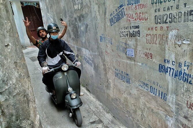 Hanoi Michelin Star Food Tour Via Jeep, Vespa or Motorbike - Stop 1: the first café stop that sets the tone
