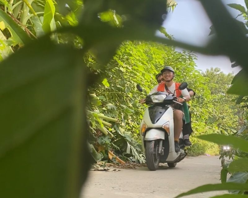 Hanoi Motorbike Countryside Tour - From the Old Quarter to Long Bien Bridge: Getting Your Bearings Fast