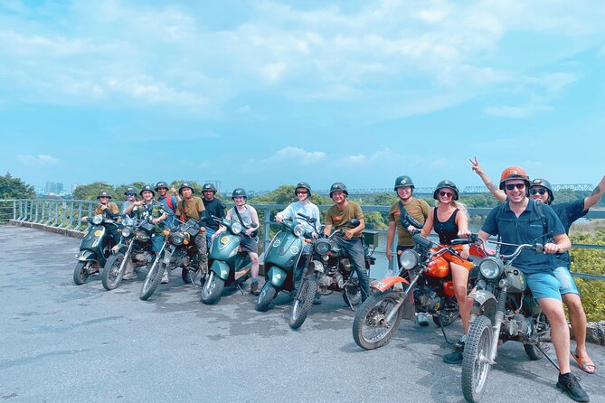 Hanoi Motorbike Tour: Hanoi HIGHTLIGHTS & HIDDEN GEMS - Stop 5: Crossing Long Biên Bridge (1889 French-Era Ironwork)