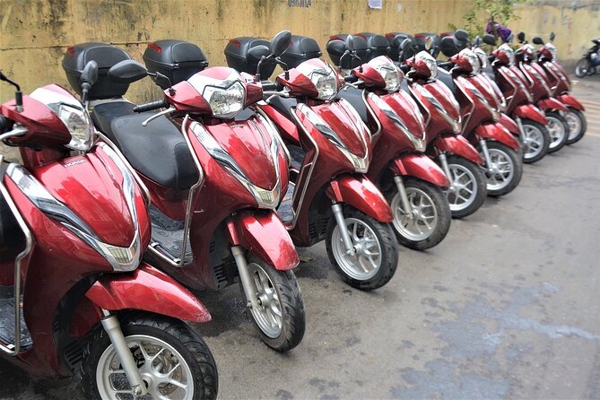 Hanoi Motorbike Tours Led By Women: Hanoi Outskirts & Rural Life - Zig-zag village alleys and farmland rhythms