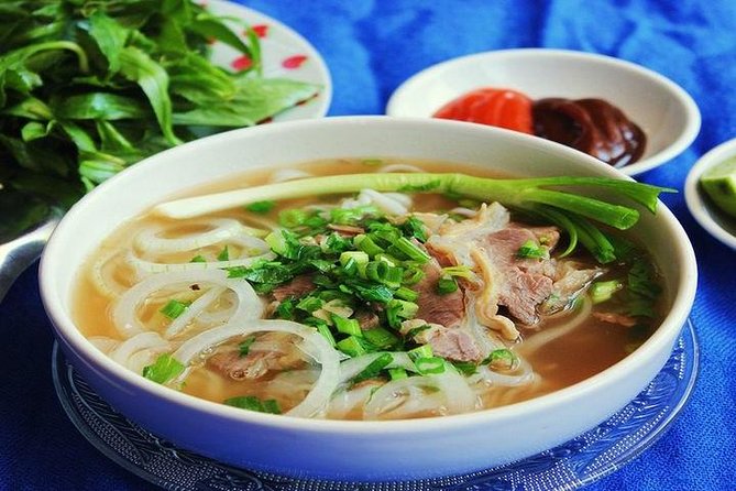 Hanoi Night Market and Street Food Tour - Walking the Market: From Hang Dao to Hang Ngang