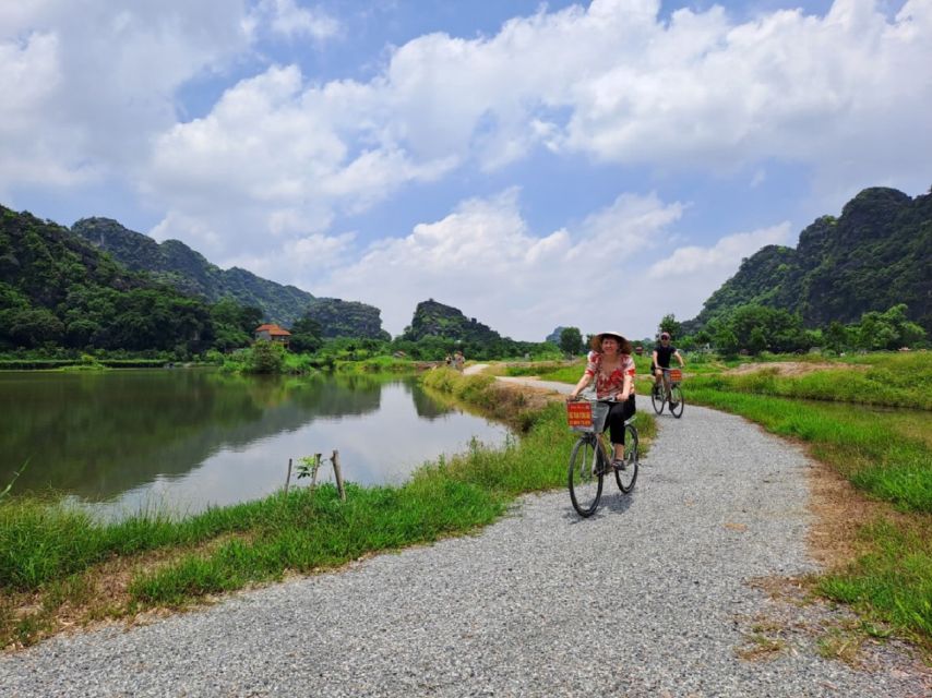 Hanoi: Ninh Binh, Hoa Lu, Tam Coc and Mua Cave Day Trip - A One-Day Hit of Hoa Lư, Tam Cốc, and Mua Cave