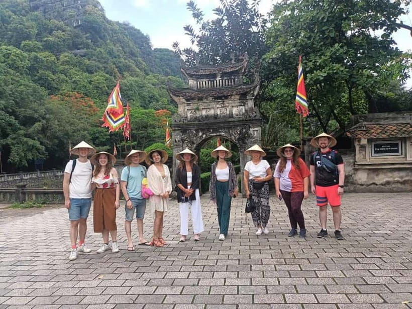 Hanoi/Ninh Binh: Tam Coc, Hoa Lu & Mua Caves Full-Day Trip - Key takeaways before you go