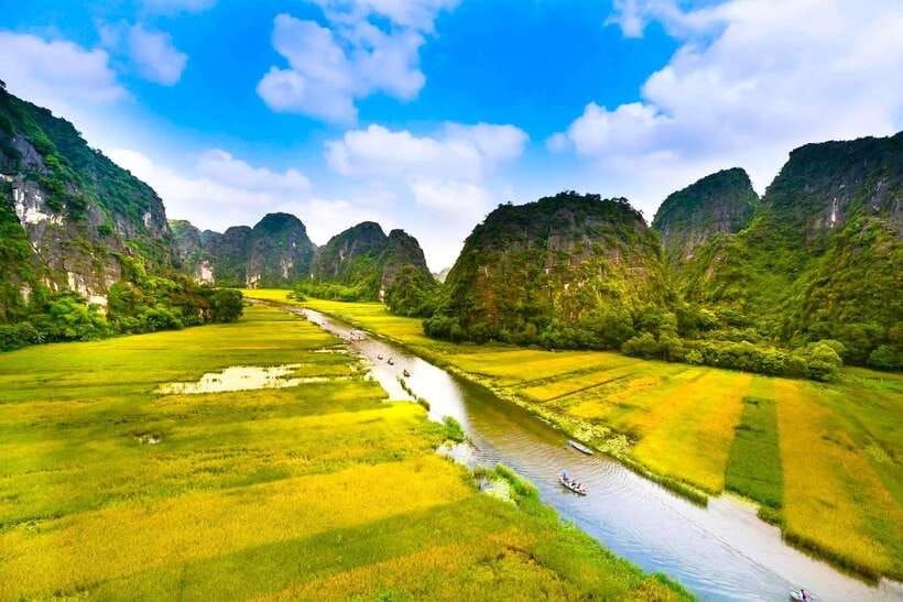 Hanoi: Ninh Binh, Tam Coc, Mua Cave & Hoa Lu with cycling - Who this trip suits best—and who should skip it