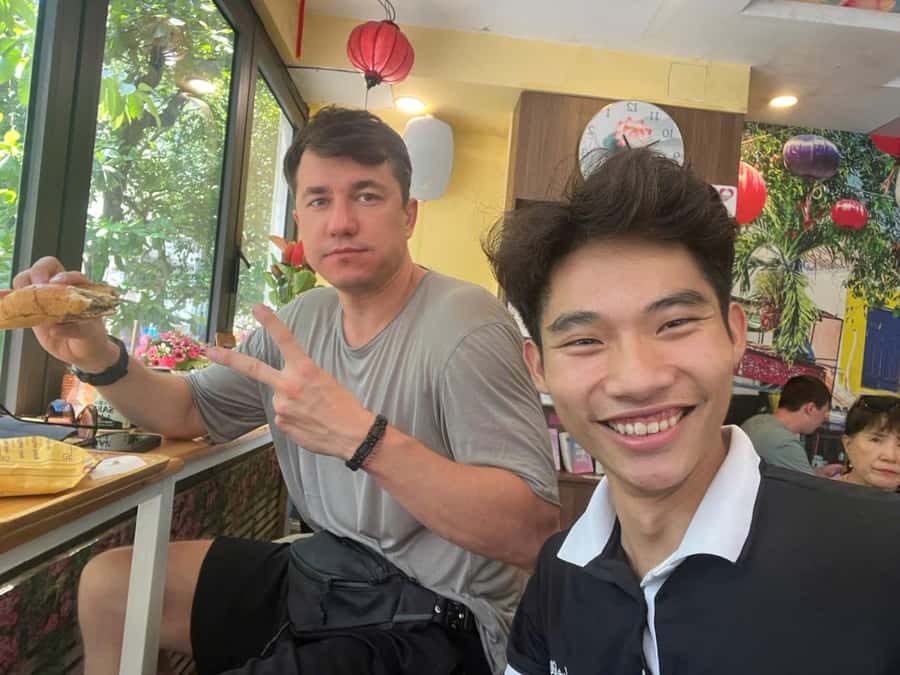 Hanoi: Old Quarter and French Quarter Walking Food Tour - French Quarter sightseeing: colonial buildings, big streets, and clear context