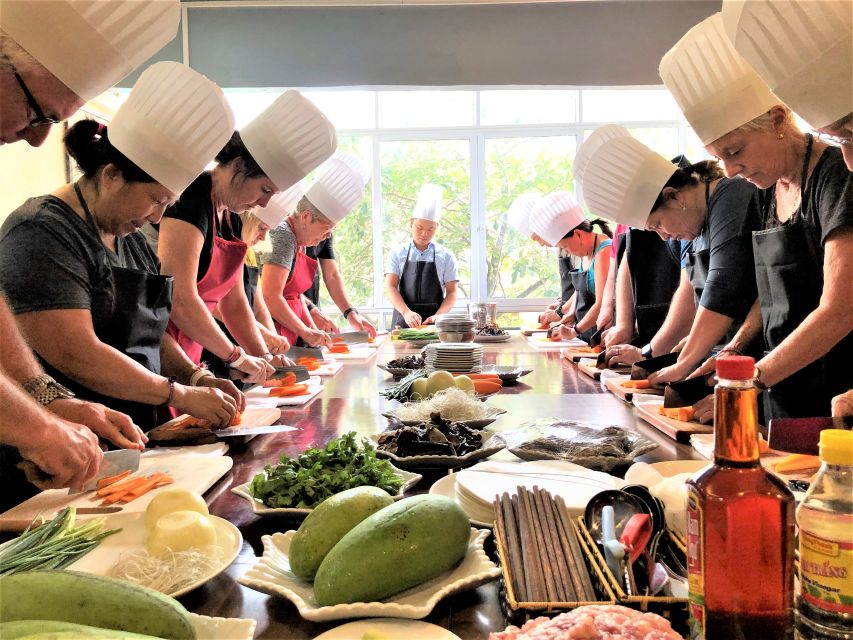 Hanoi: Old Quarter Market Tour and Cooking Class with Meal - Finding the Right Start Point: Hoang’s Restaurant Meeting Plan