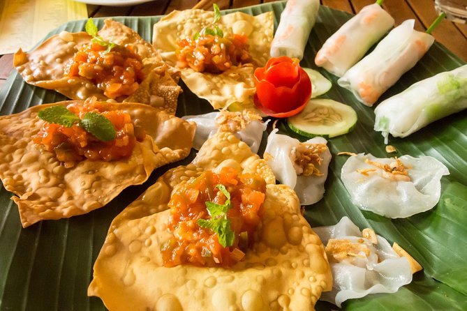 Hanoi Old Quarter Street Food Tours - Hoan Kiem Lake Finish: A Peaceful Reset After the Bites