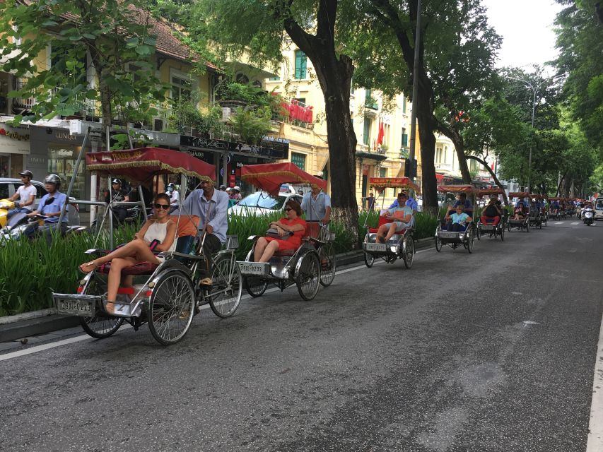 Hanoi: Old Quarter Trishaw Cyclo Tour - The Old Quarter behind the landmarks: why the ride feels like sightseeing