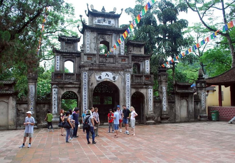 Hanoi: Perfume Pagoda Day Tour with Boat Ride & Cave Visit - Huong Tich Cave visit: cable car vs the moderate walk