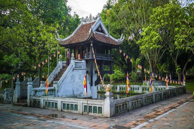 HANOI PRIVATE CITY TOUR (Guide in all language) - Hoa Lo Prison or a museum swap: choose your comfort level