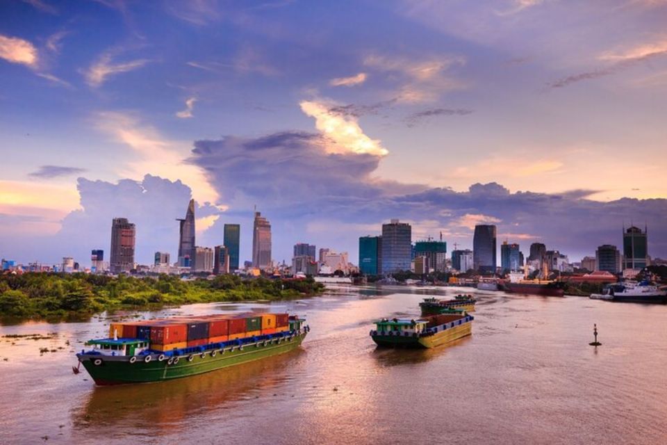 Hanoi: Private custom tour with a local guide - A Private Custom Hanoi Walk: the real value is direction