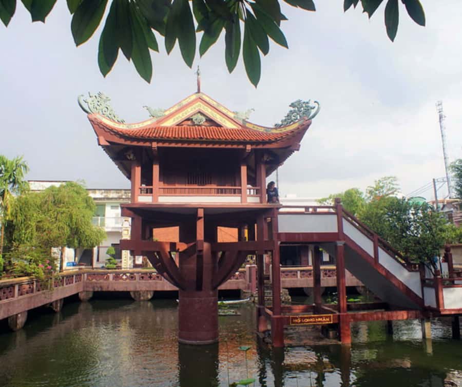 Hanoi: Private Half-day City Highlights and Hidden Gems Tour - Temple of Literature: Confucius-Era Learning That Still Looks Right