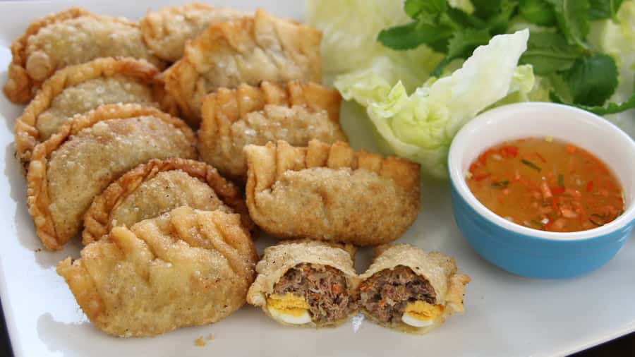 Hanoi: Private Street Food Walking Tour w/ a Real Foodie - Noodles and pho: the beef-and-chicken backbone