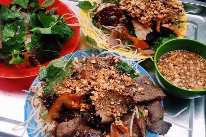Hanoi Private Walking Tour: Street Food (HOT HOUR PROMOTING) - What you actually eat: egg coffee, bun cha or pho, and tastings
