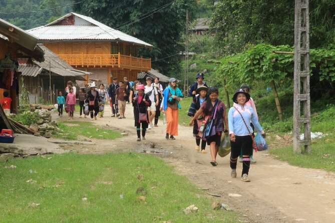 Hanoi - Sapa 2 Days 1 Night Overnight At Local Homestay - Your Ta Van Homestay Night: Cooking Class, Traditional Dinner, Modern Comfort