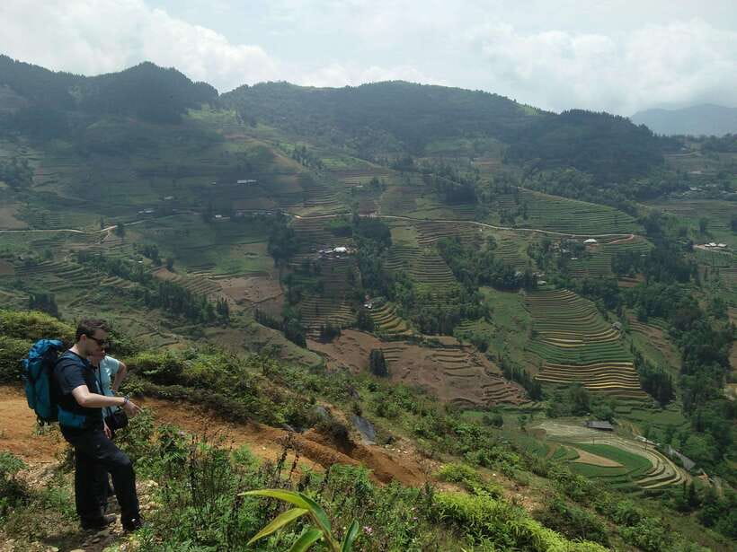 Hanoi- SaPa: 3-Day Homestay Trek to Explore Ethnic cultures - Entering the Trek on Day 1: Lao Chai (Hmong) to Ta Van (Giay)