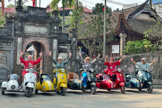Hanoi Sidecar Tour: Hanoi Countryside Food, Culture & Daily Life - Getting out of the Old Quarter: the 30-minute reset