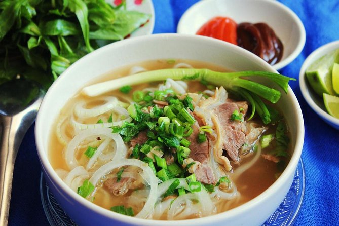 Hanoi Street Food Experience by Walking - Walking in Hanoi: comfort tips that actually help