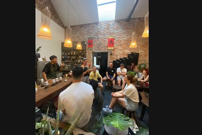 Hanoi Street Food Tour with egg coffee making - Hanoi’s Old Quarter Street Food Tour: The Practical Setup