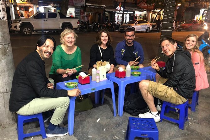 Hanoi Street Food Tour with local delicacies - Lunch at 11:30 vs Dinner at 18:00: Which One Should You Choose?