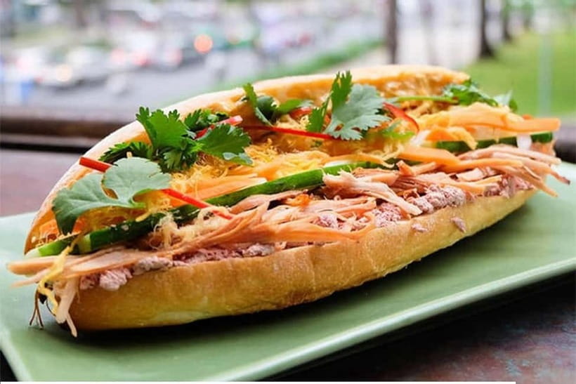 Hanoi: Street Food Tour with Train Street & Hidden Alleyways - Dessert Course: Kem Xôi and the Sweet Finish You’ll Need