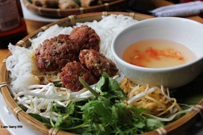 Hanoi Street Food Tour with Train Street Visit - Key highlights to know before you go