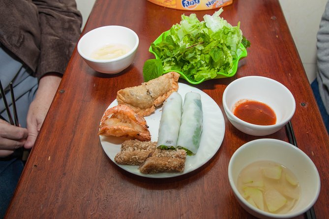 Hanoi Street Food Tour with Train Street Visit - Value for $20: Why This Is a Good Deal if You Eat Like a Local