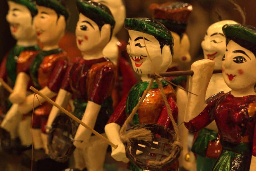 Hanoi: Street Food Walking Tour & Water Puppet Show - Thang Long Water Puppet Theatre: folk tales over the water