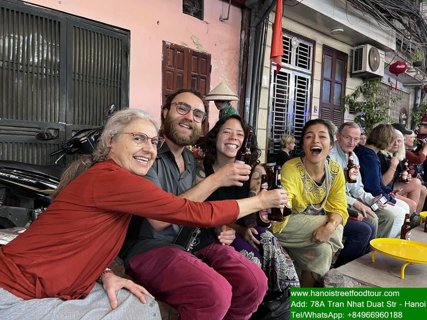 Hanoi Train Street +Best Street Food eating in old quarter - Hoàn Kiếm Eating Run: From Bánh Cuốn to Ragworm Seasonality