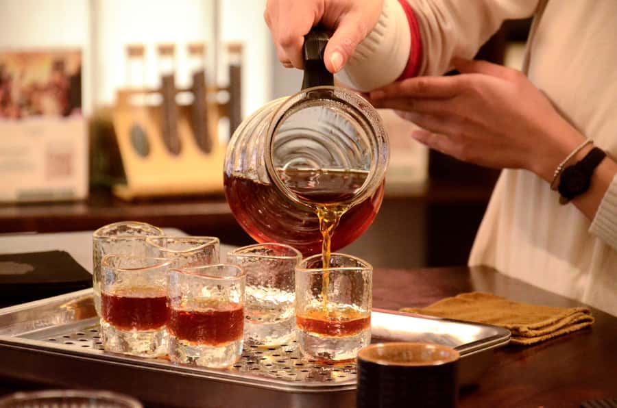 Hanoi: Vietnamese Coffee Workshop with 6 Brews and 8 Recipes - Quick Takeaways