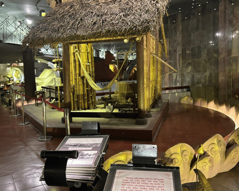 Hanoi: War Site Museums Tour - Huu Tiep Lake: Seeing the Aftermath in One Quiet, Unmistakable View