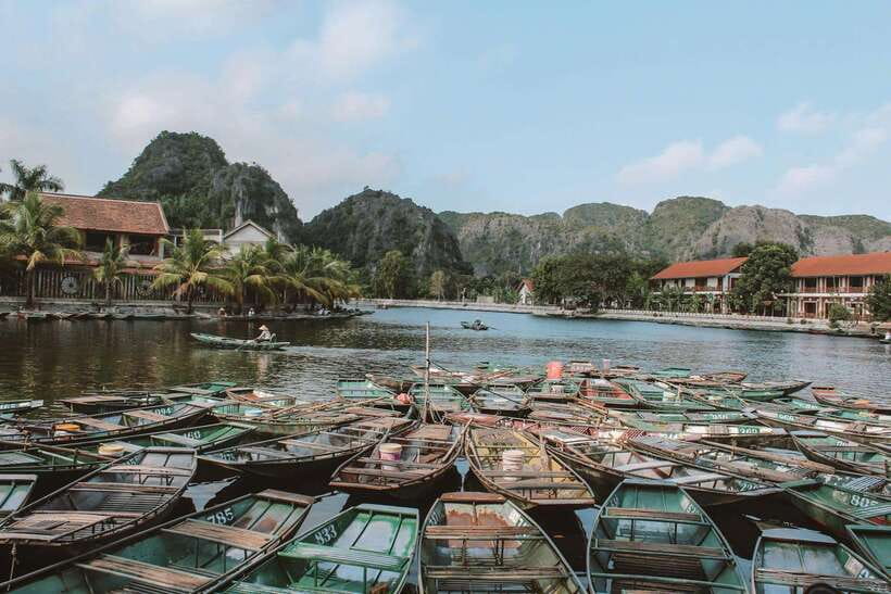 Hanoi:Ninh Binh-Trang An-Mua Cave-Hoa Lu&Cycling BEST SELLER - Trang An UNESCO boat trip: caves, tunnels, and real photo opportunities