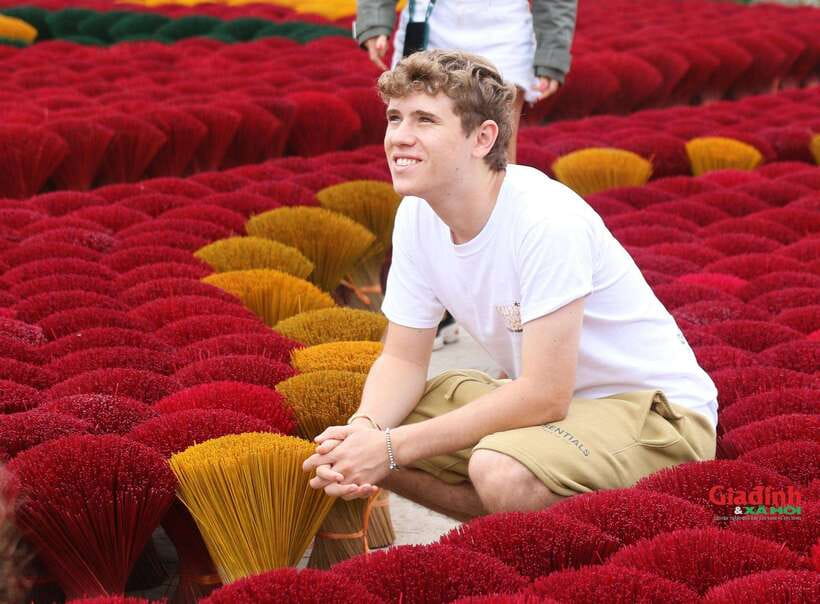 Hanoi's artisan trail:Incense Village,Hat,Lacquer & Train St - Key Highlights You’ll Actually Notice