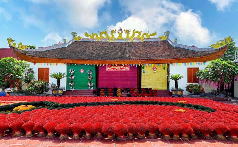 Hanoi's artisan trail:Incense Village,Hat,Lacquer & Train St - Chuong Conical Hat Village: 300 Years of Daily Craft