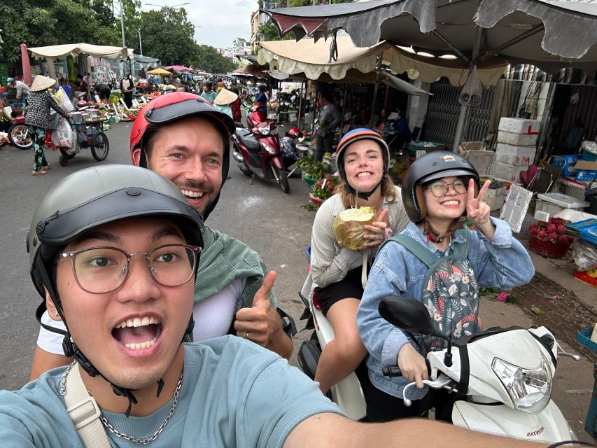 HCM City: Sightseeing Tour with Coffee and Fruit by Scooter - Pickup and Timing: A 3.5-Hour Plan That Uses the Day