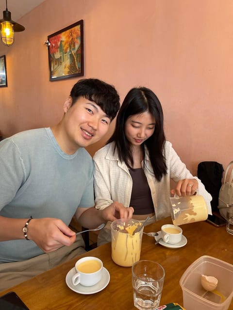HCM: Egg Coffee Class with local Instructor & Snack - Finding the restaurant and settling in with a welcome drink