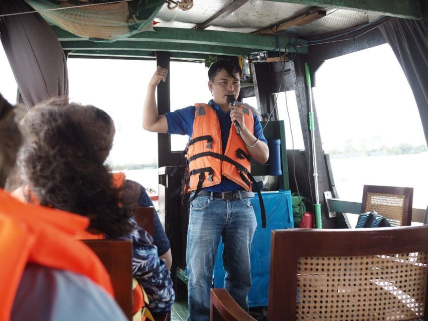 HCM: Full Day to Explore Mekong Delta - Bee farm and honey tea with lemon: a taste that feels practical