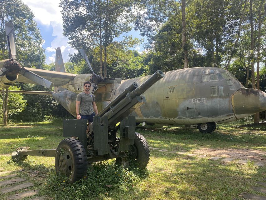 HCMC: English or German War History Tour: Tunnels & Museums - Independence Palace and Notre-Dame: power, architecture, and French-era influence