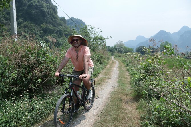 Hidden Ninh Binh Luxury Full Day Group Tour (Tam Coc - Hoa Lu) - Getting there and back: Hanoi Opera House start, pickup, and comfort