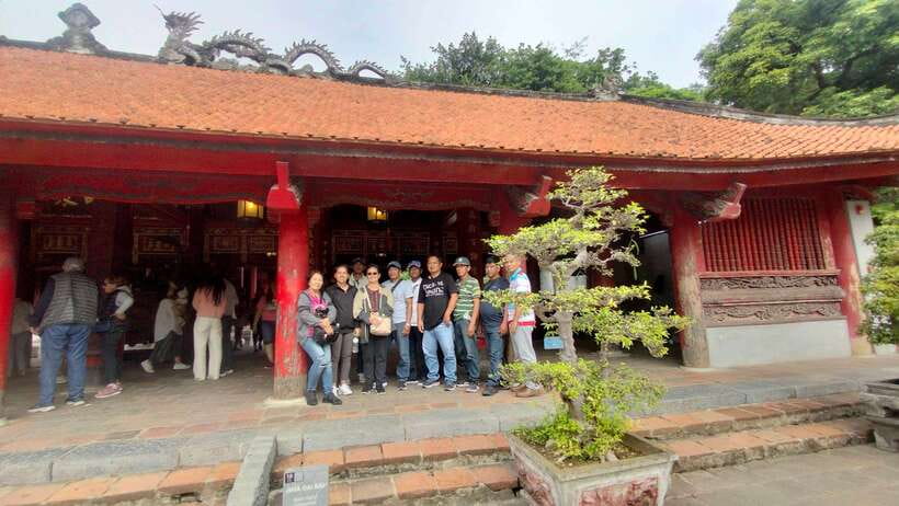 Highlight Hanoi city tour with train street. - Hanoi Train Street and West Lake: Why This Mix Works