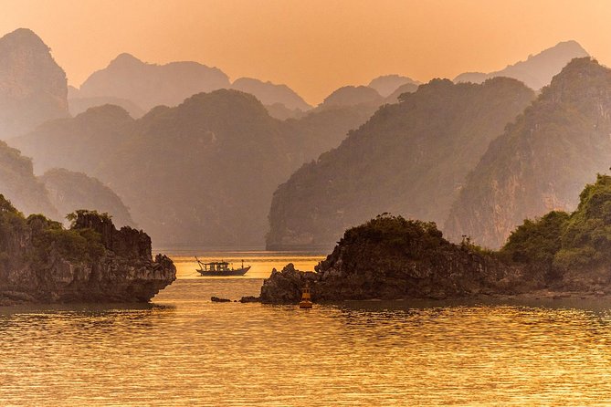 Highlights of Vietnam, Cambodia and Laos Tour - 17 Days - Saigon beyond the skyline: Cu Chi tunnels and the Vietnam War context