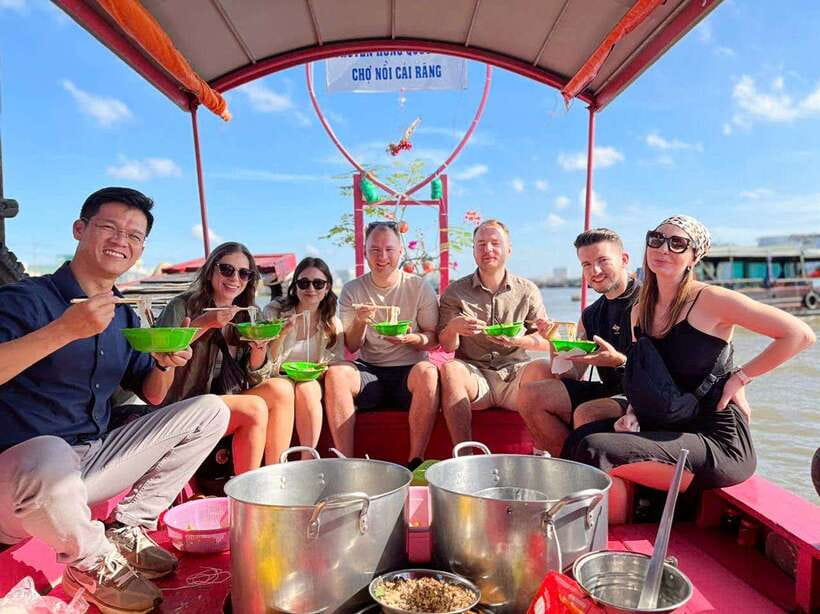 Ho Chi Minh: 1-Day Mekong Delta Tour-Floating Market & Islet - Hu tieu and pineapple on the boat: learning through eating