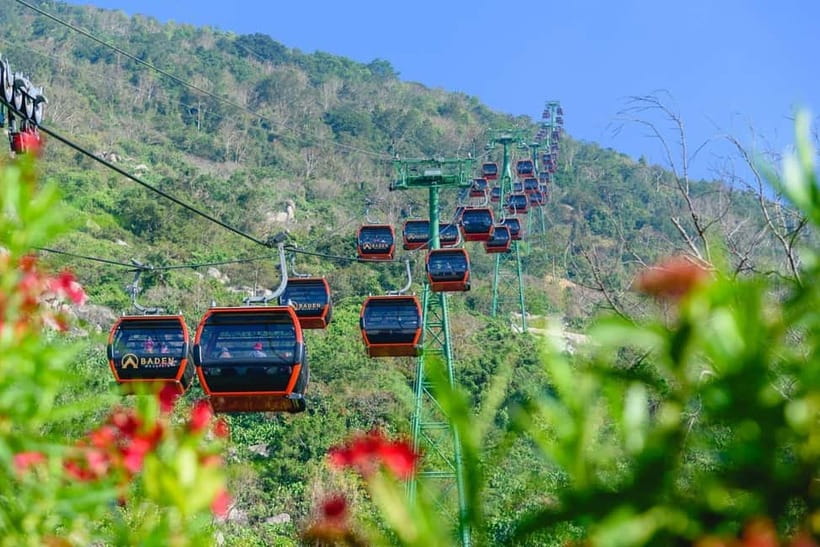Ho Chi Minh: Black Virgin Mountain Cable Car &Cao Dai Temple - Roasted peanuts and mountain soil: small tastes that fit the theme