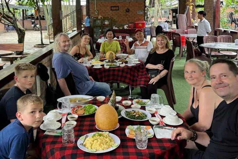 Ho Chi Minh City: 2-Day Mekong Delta & Floating Market Tour - The guide experience: when Daniel-style care makes a difference