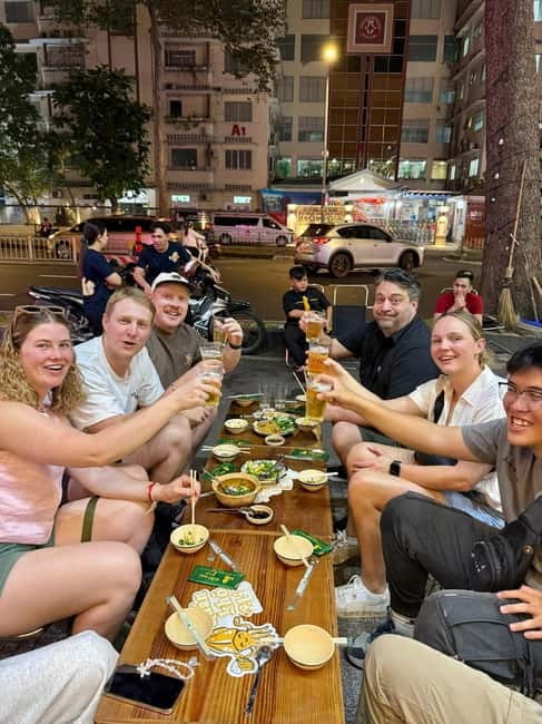 Ho Chi Minh City: Craft Beer and Local Food Tour by Scooter - The beer lineup: Bia Hoi, Lao Gia, and what you’ll taste next